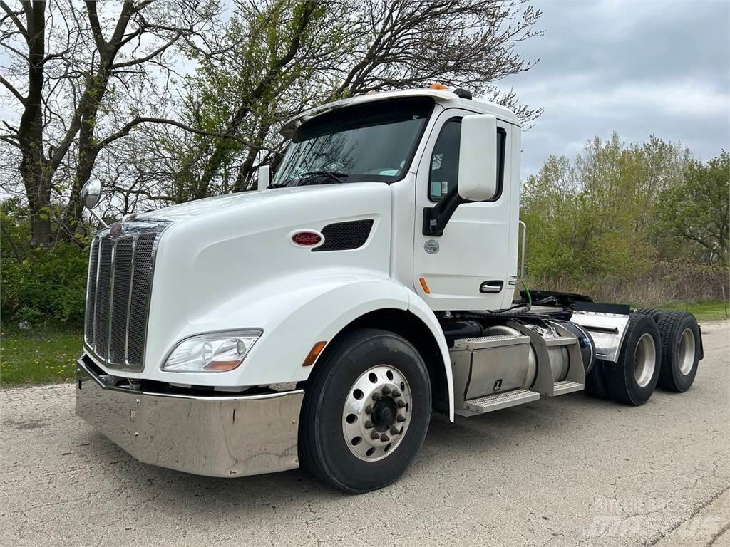 Peterbilt 579 Trekkers