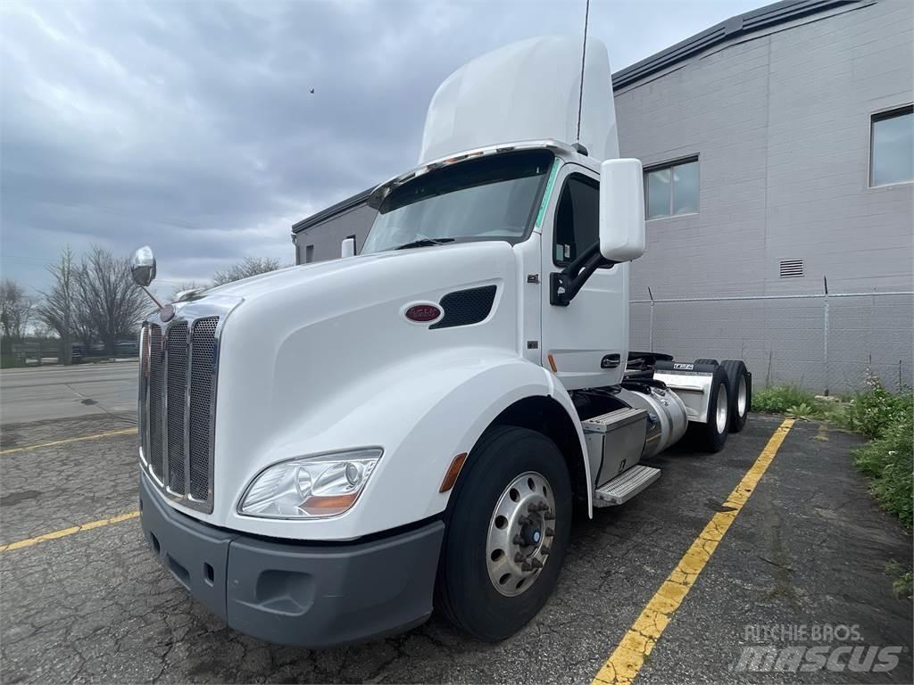 Peterbilt 579 Trekkers