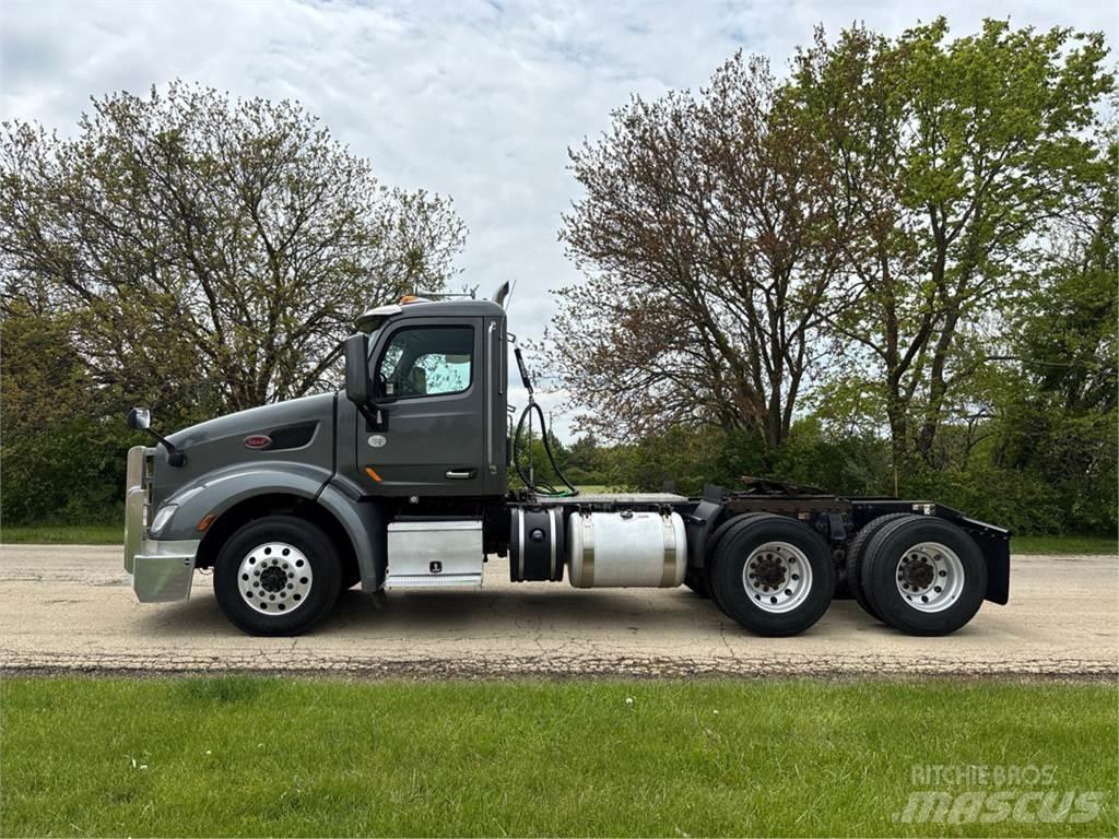 Peterbilt 579 Trekkers