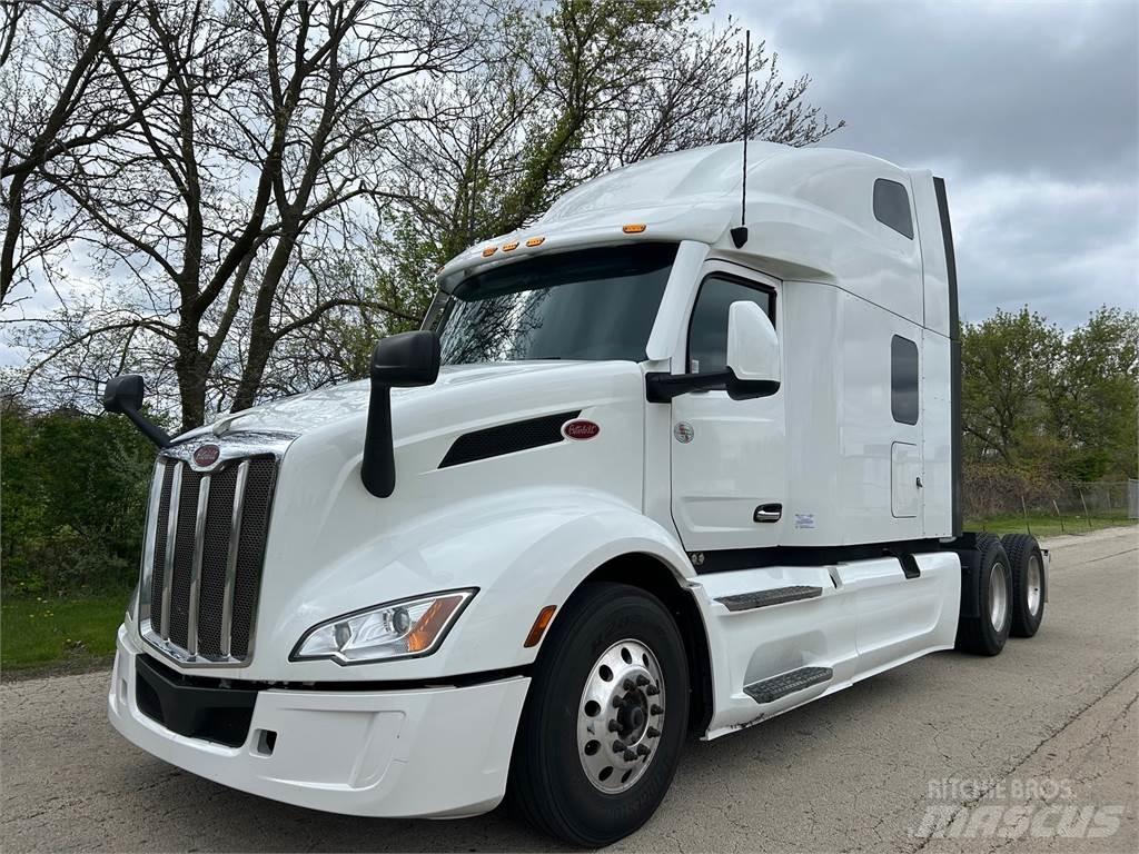 Peterbilt 579 Trekkers