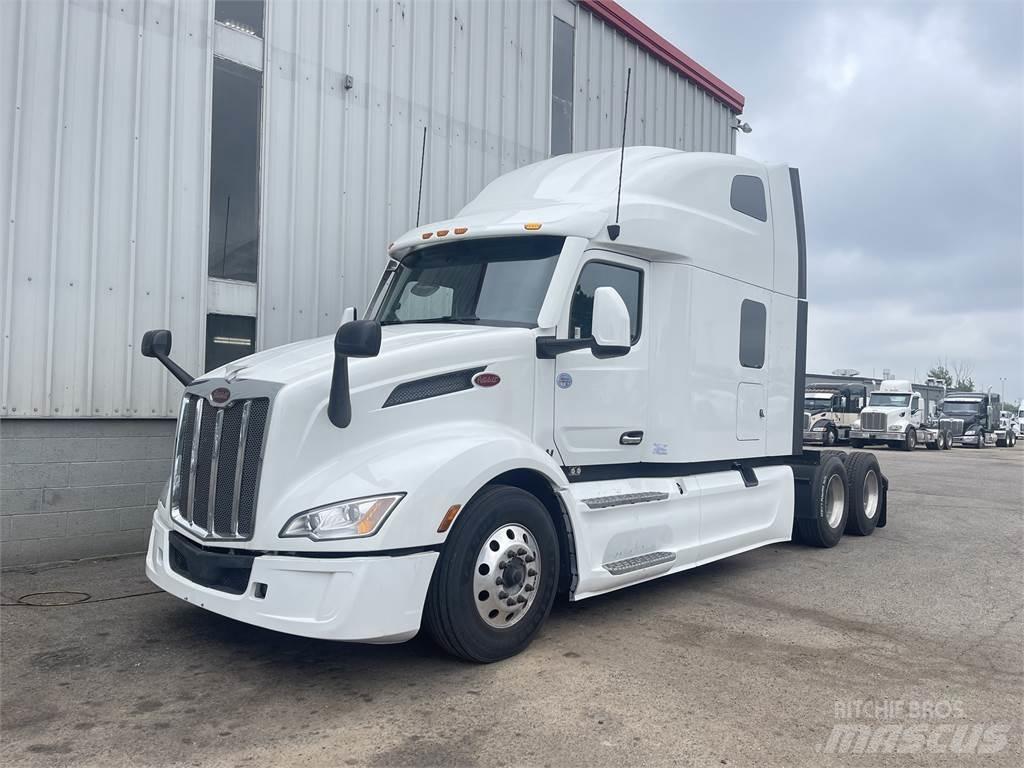 Peterbilt 579 Trekkers
