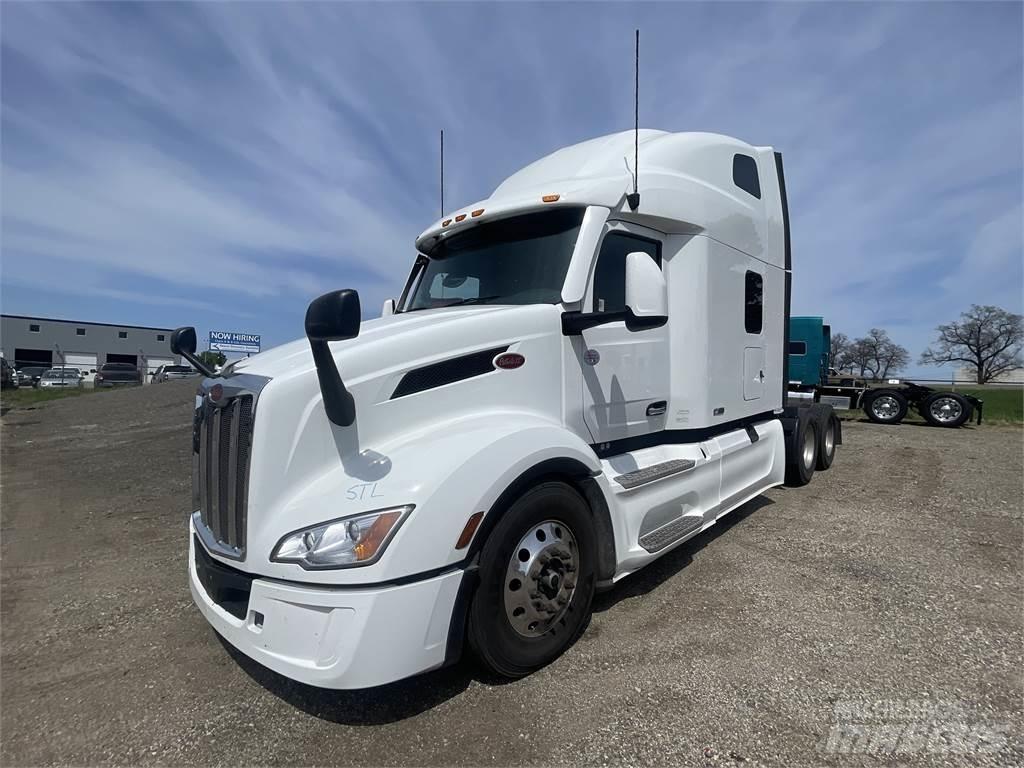 Peterbilt 579 Trekkers