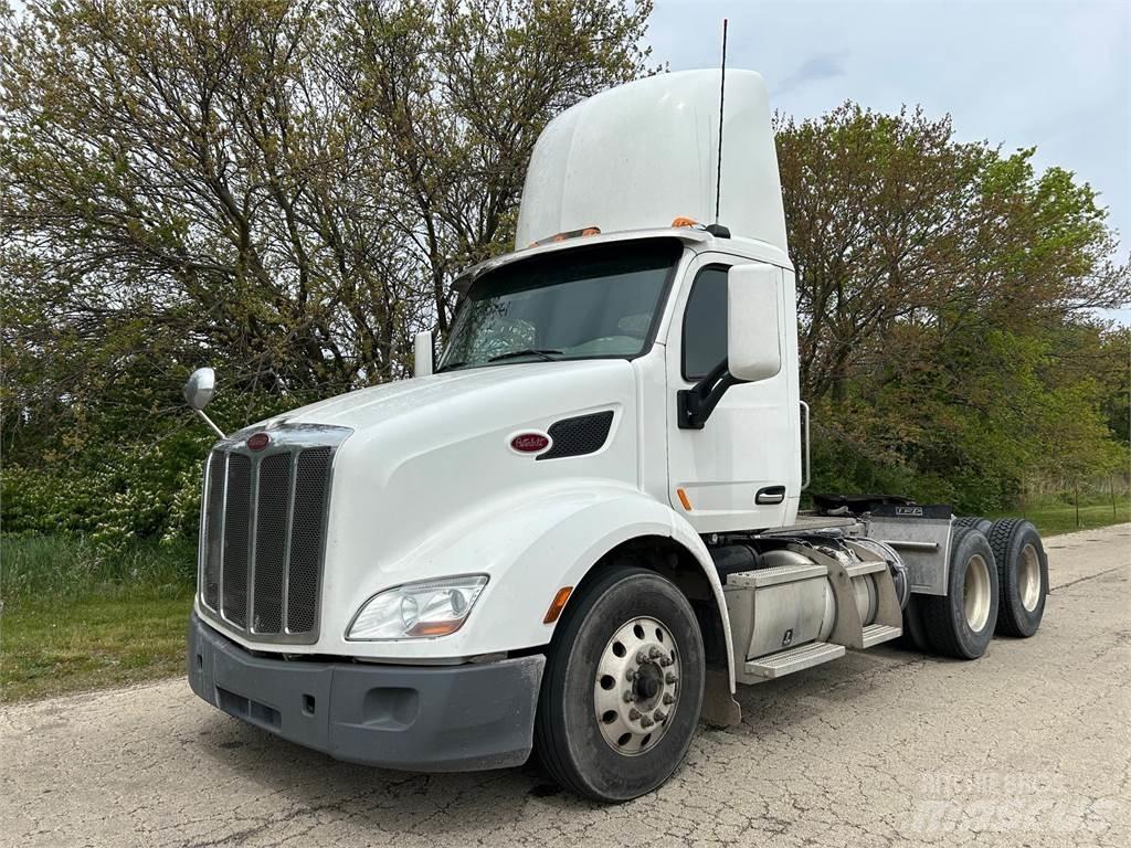 Peterbilt 579 Trekkers