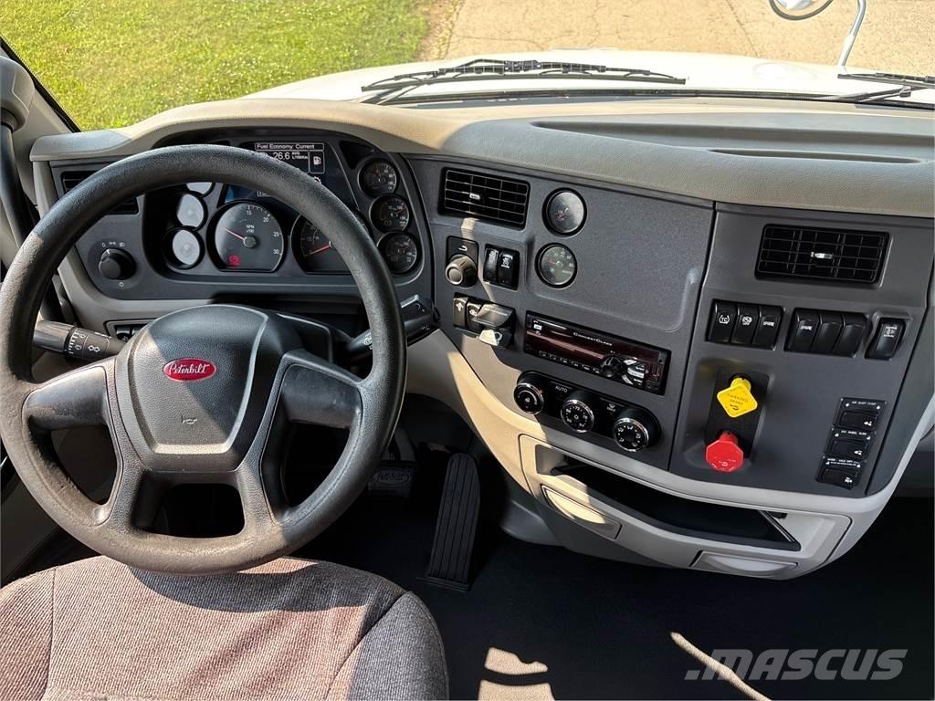 Peterbilt 579 Trekkers