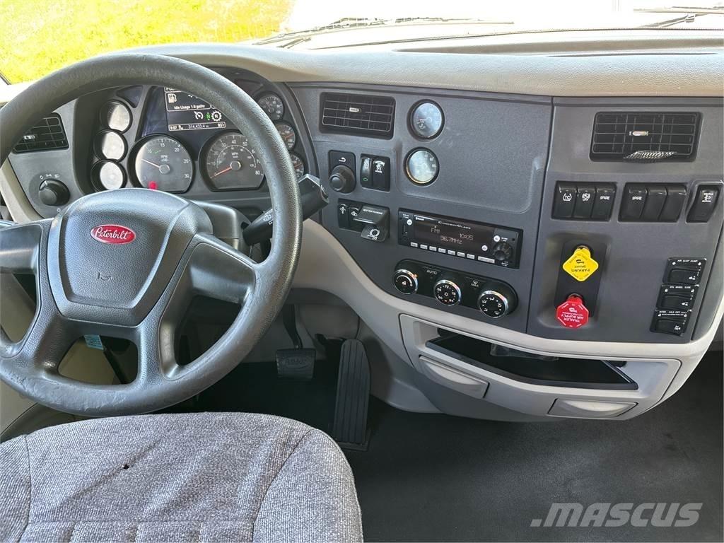 Peterbilt 579 Trekkers