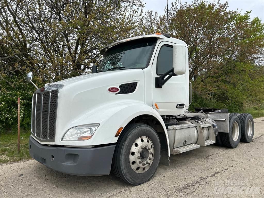 Peterbilt 579 Trekkers