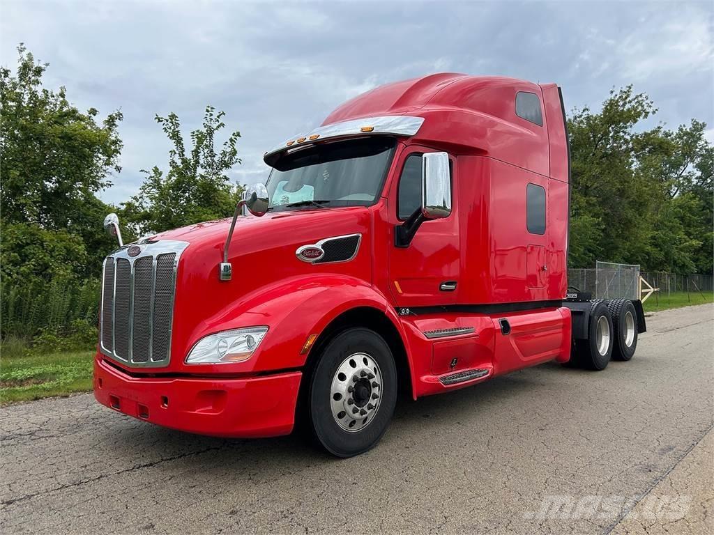 Peterbilt 579 Trekkers
