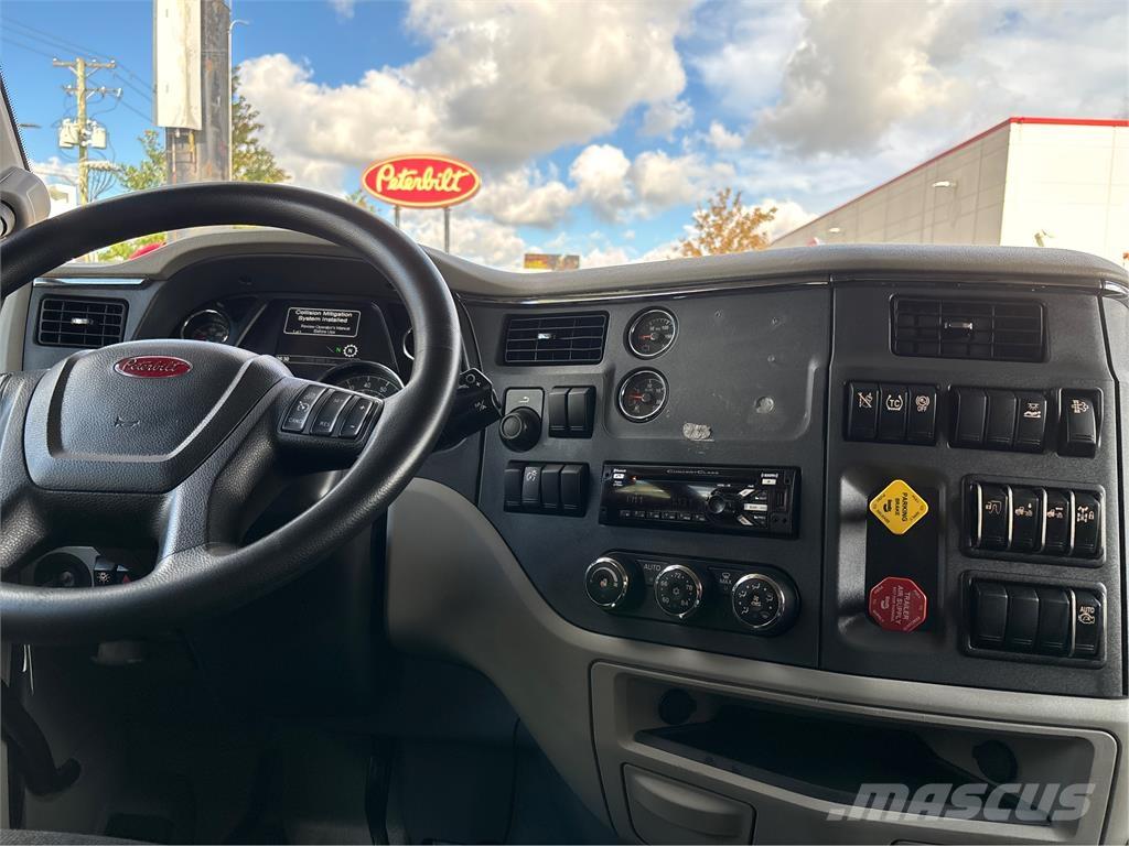 Peterbilt 579 Trekkers