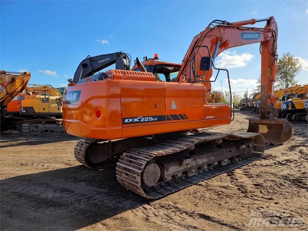 Doosan DX 225LC-3 Rupsgraafmachines