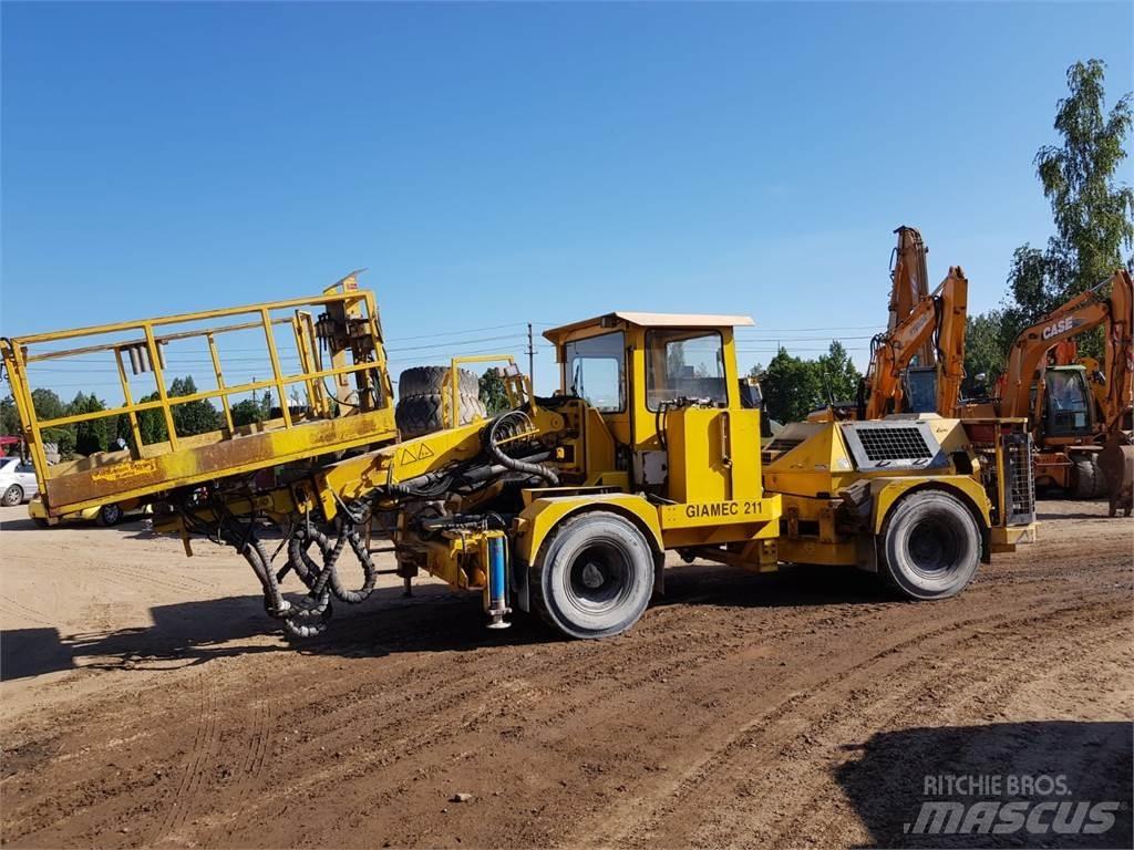 Kita UV211 SP25BG06 Wielladers