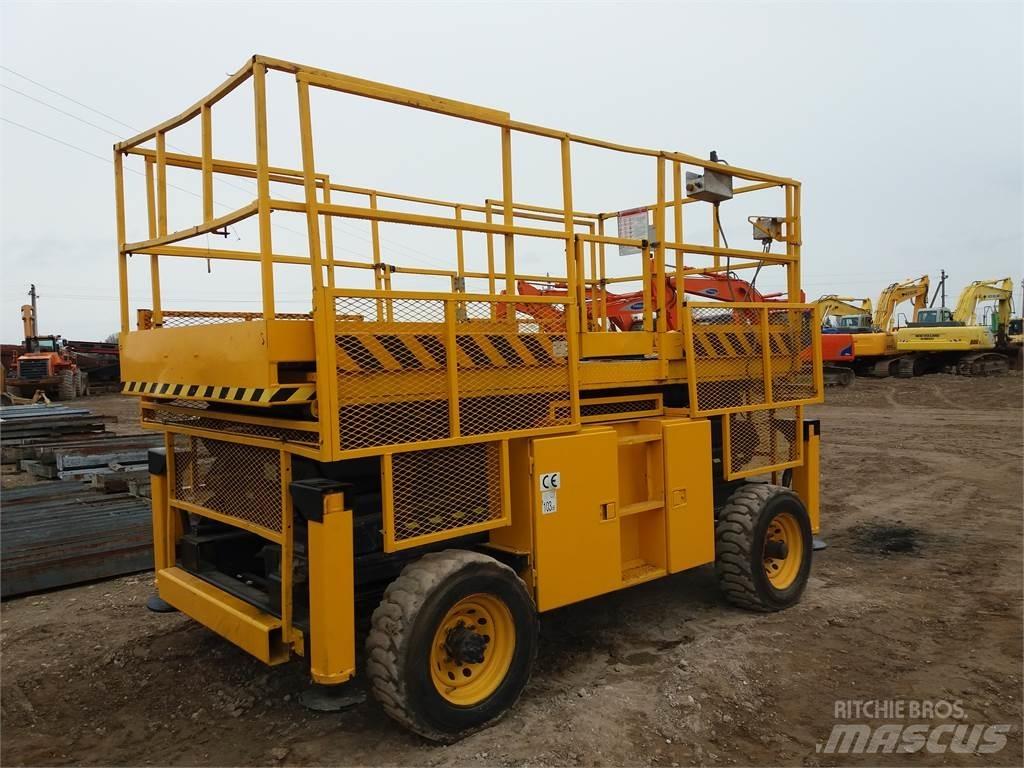 SkyJack SJ 8831 Schaarhoogwerkers