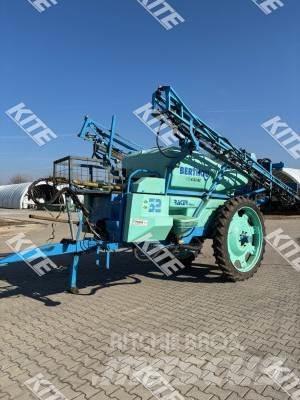 Berthoud Racer 3200/18 Getrokken spuitmachines