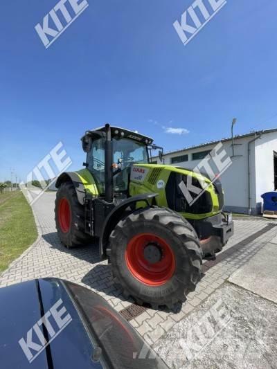 CLAAS Axion 810 Tractoren