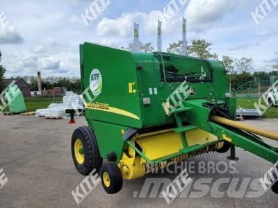 John Deere 568 Ronde-balenpersen