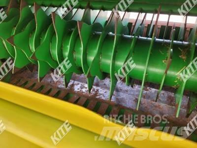 John Deere 568 Ronde-balenpersen