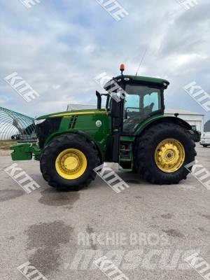 John Deere 7230R Tractoren