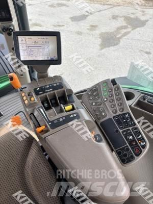John Deere 7230R Tractoren