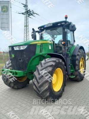 John Deere 7250R Tractoren