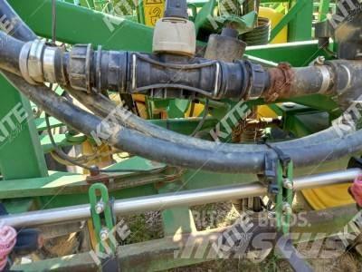 John Deere 732 Getrokken spuitmachines
