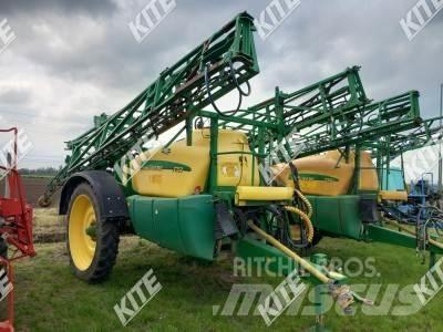 John Deere 732 Getrokken spuitmachines