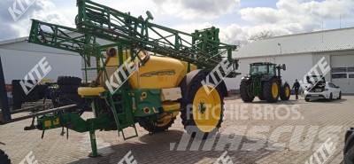 John Deere 732i/21 Getrokken spuitmachines