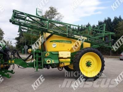 John Deere 740/21M Getrokken spuitmachines
