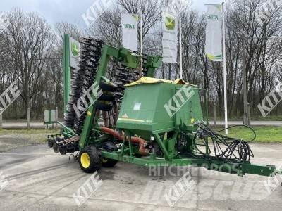 John Deere 740A/9M Zaaimachines
