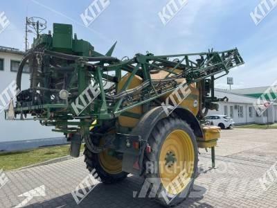 John Deere 832/18i Getrokken spuitmachines