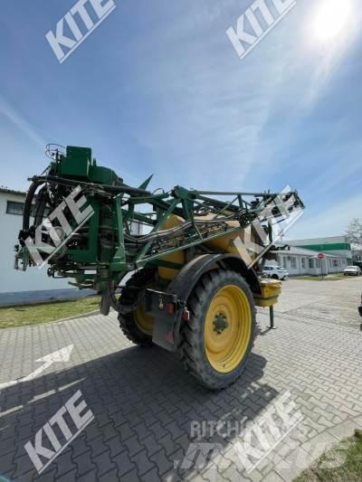 John Deere 832/18i Getrokken spuitmachines