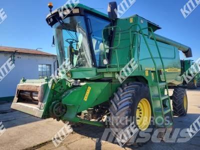 John Deere 9560 WTS 2WD Maaidorsmachines