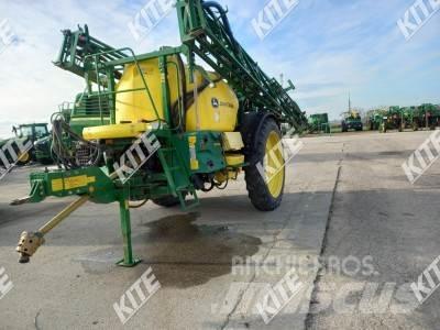 John Deere M740i Getrokken spuitmachines