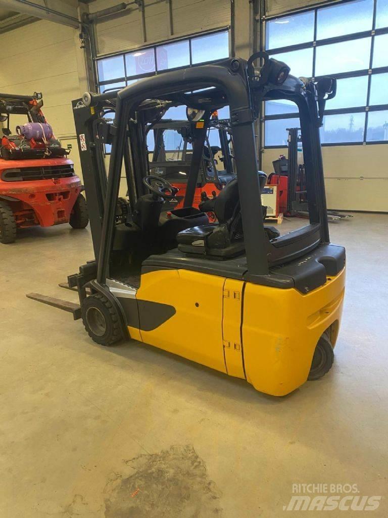 Linde E 18 L-02 Elektrische heftrucks