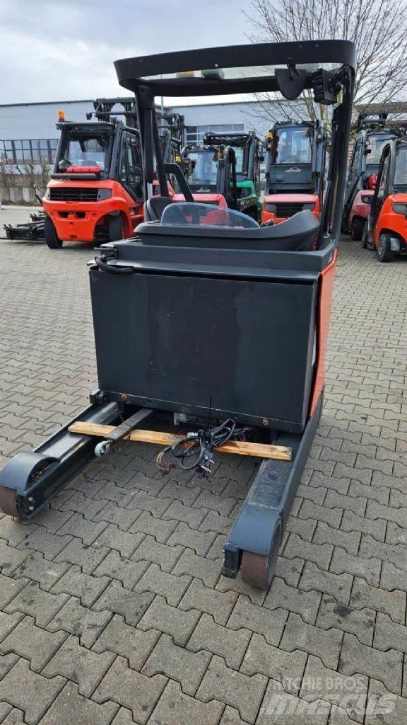 Linde R 16 HD-01 Reachtruck voor hoog niveau