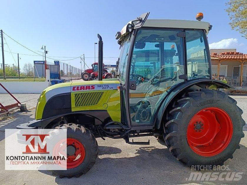 CLAAS NECTIS 227VE Tractoren