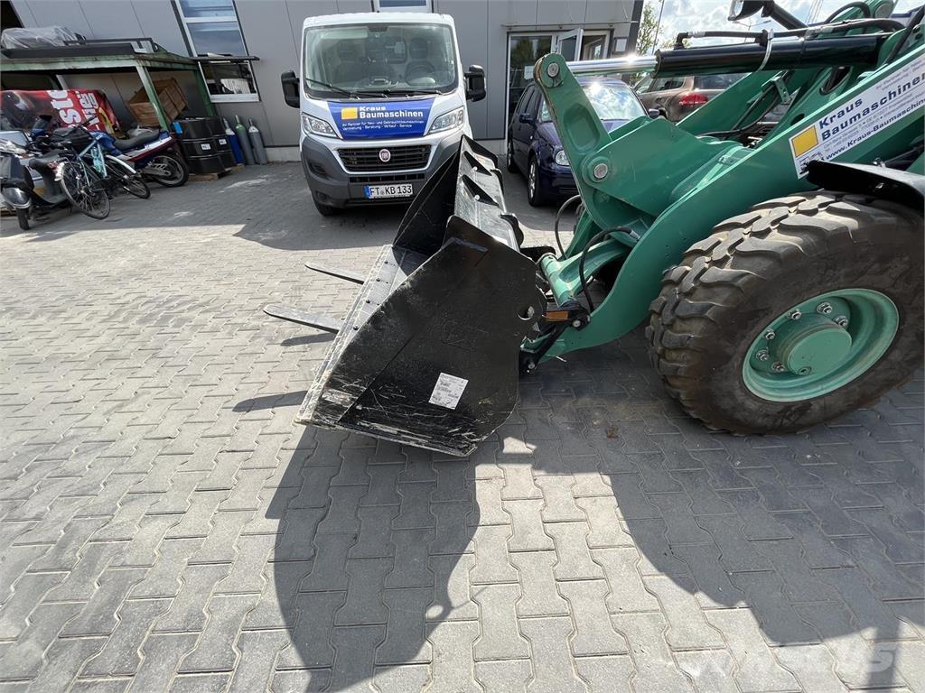 CAT 906 M Wielladers