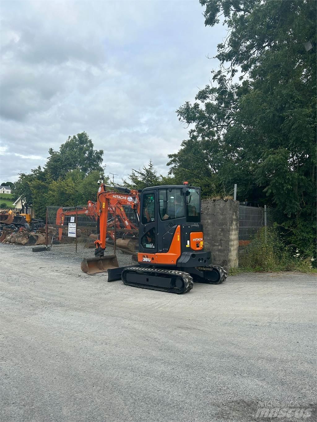 Hitachi ZX38U-6 Rupsgraafmachines