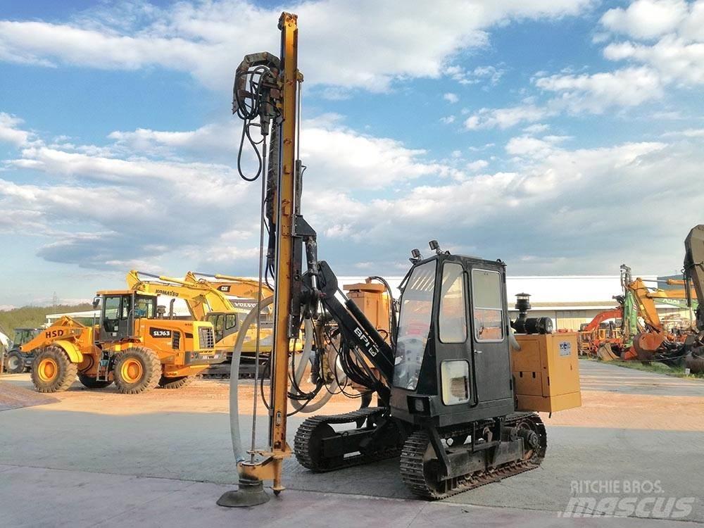 Böhler DTC 118 Surface drill rigs