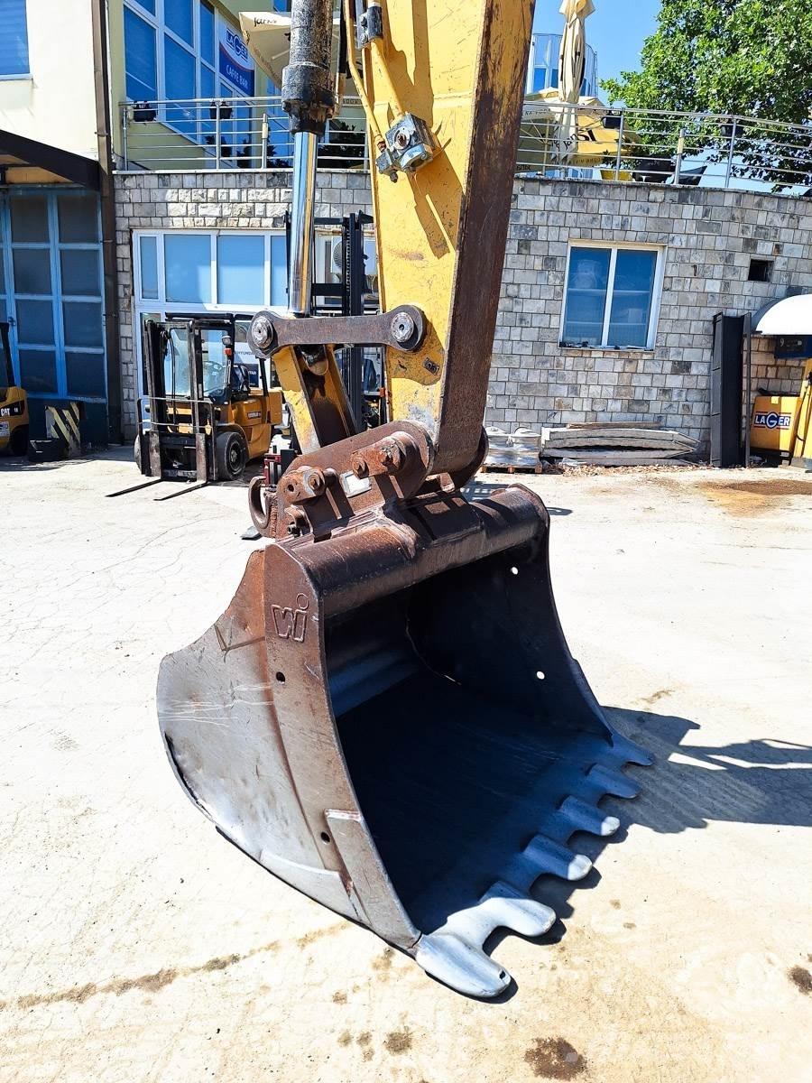 CAT 323D Rupsgraafmachines