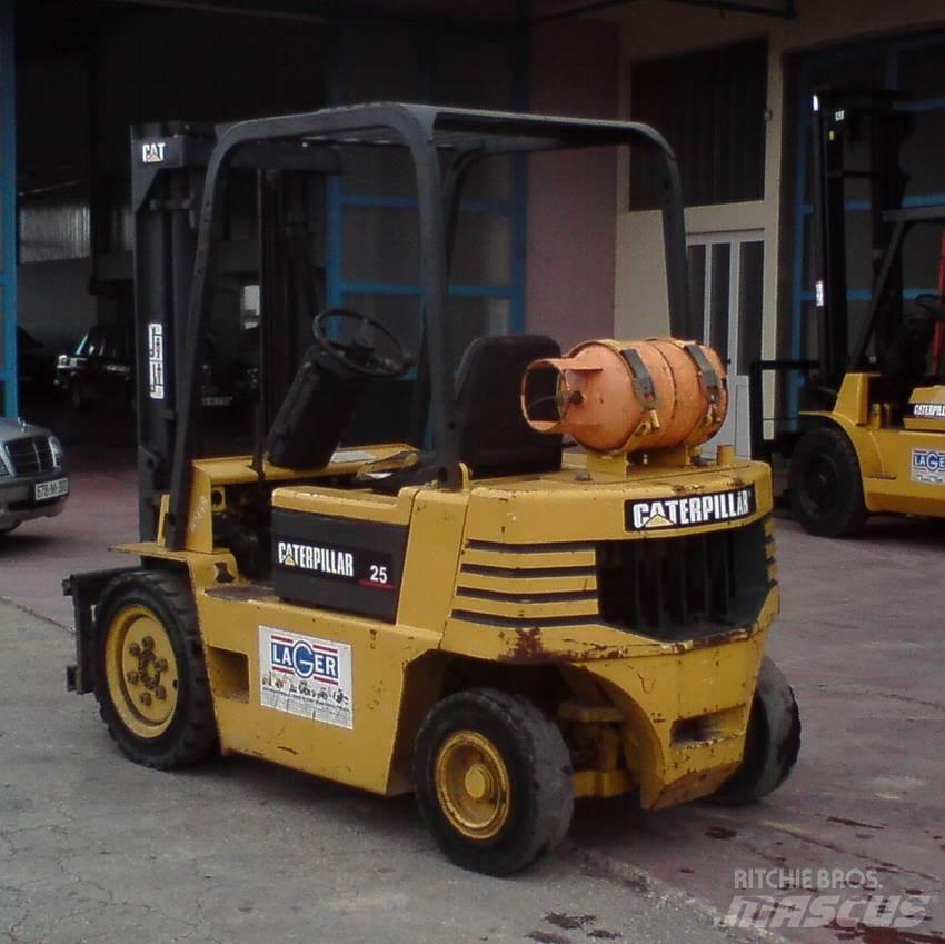 CAT GP25-2 LPG heftrucks