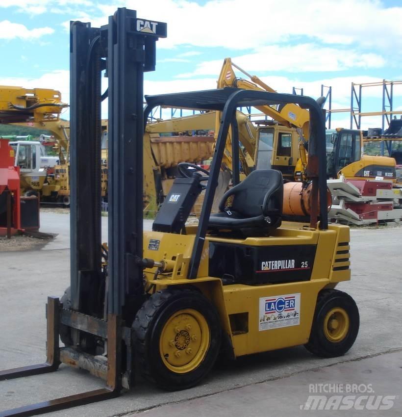 CAT GP25-2 LPG heftrucks