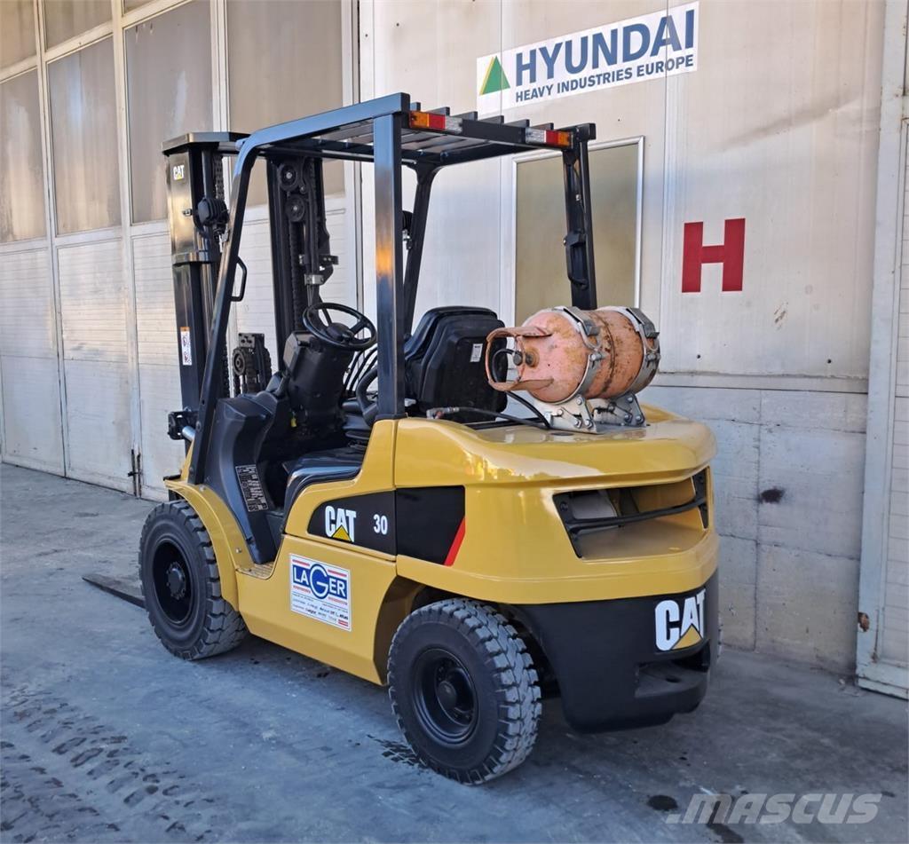 CAT GP30NT LPG heftrucks