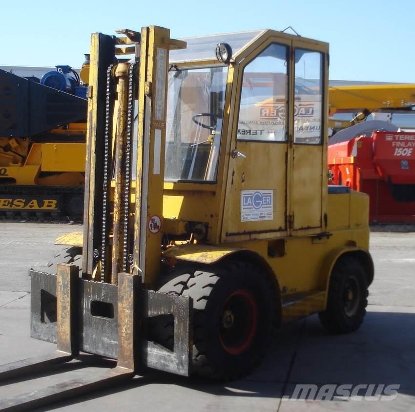 Fenwick DBPJ-405  92 Diesel heftrucks