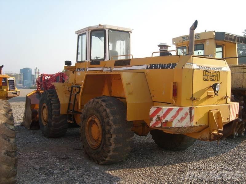 Liebherr L 551 Wielladers