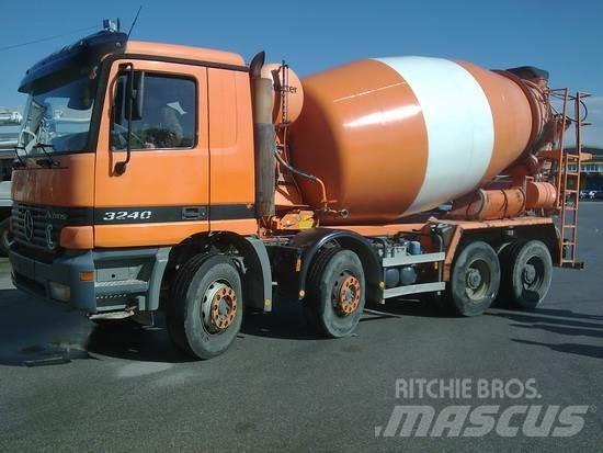 Mercedes-Benz ACTROS 3240 Betonmixers en pompen