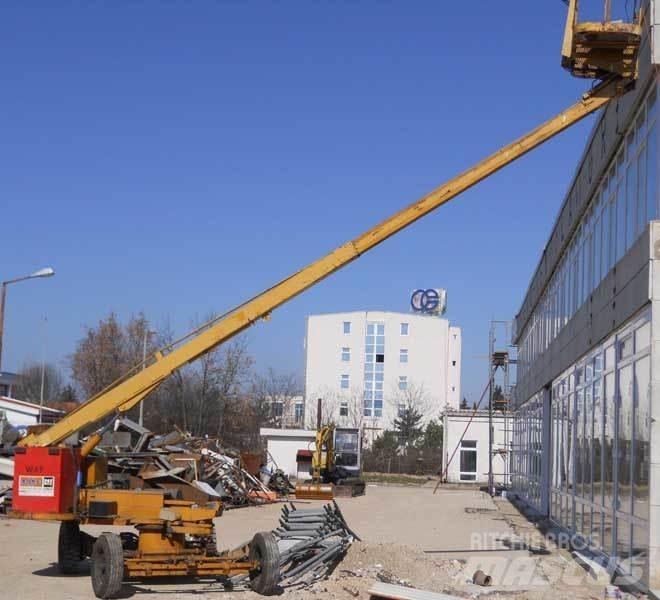  SAMOHODNA RADNA PLATFORMA Knikarmhoogwerkers
