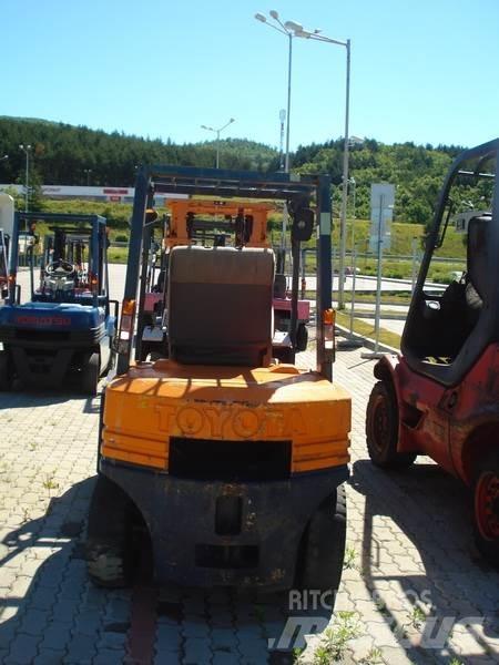 Toyota 80-5FDL25 Diesel heftrucks