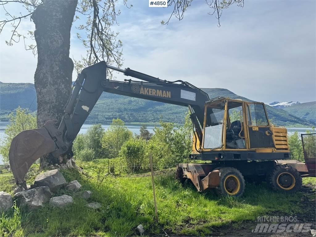 Åkerman H7 Rupsgraafmachines