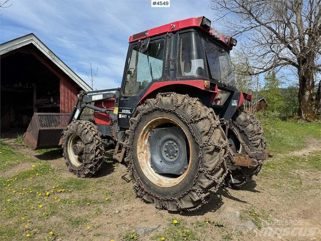 CASE 685 XL Tractoren