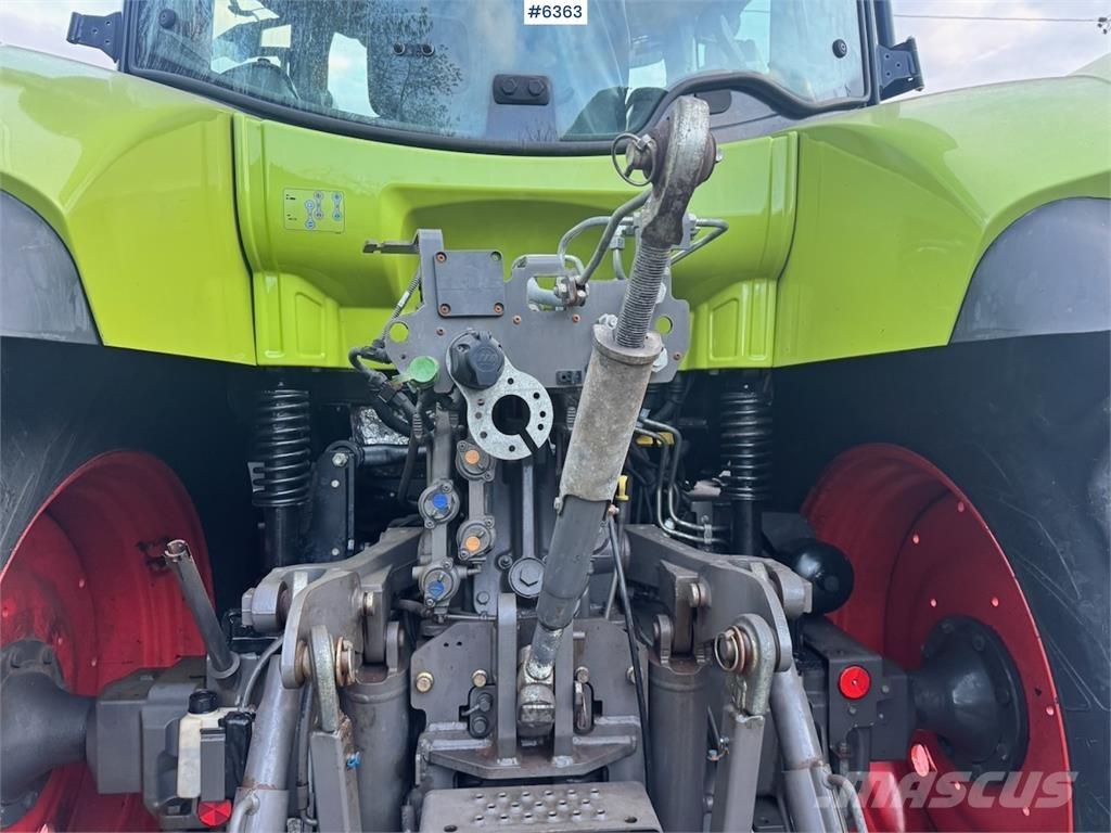 CLAAS Arion 550 Tractoren