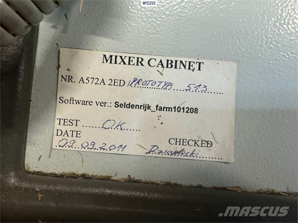 Delaval VSM 22 Mengvoedermachines